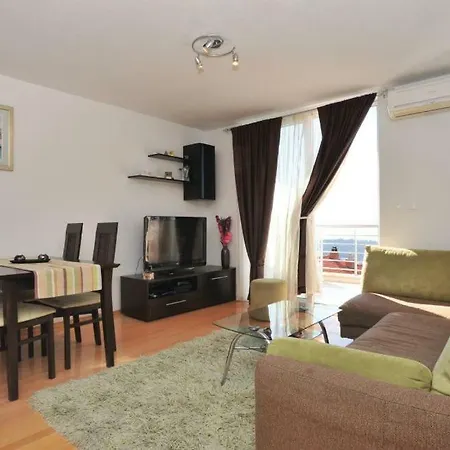 Pavlinovic * Makarska